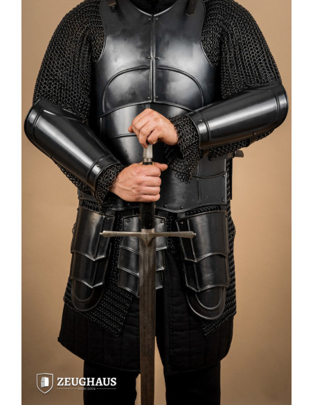 Pulseiras de guerreiro medieval em...