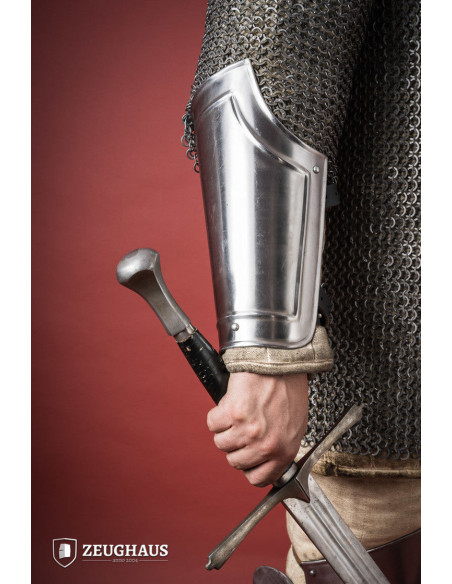 Pulseiras medievais de guerreiro em...