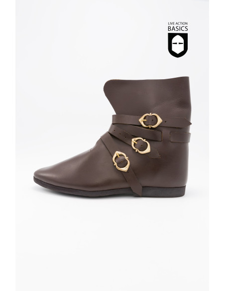Botas altas medievais com fecho de...