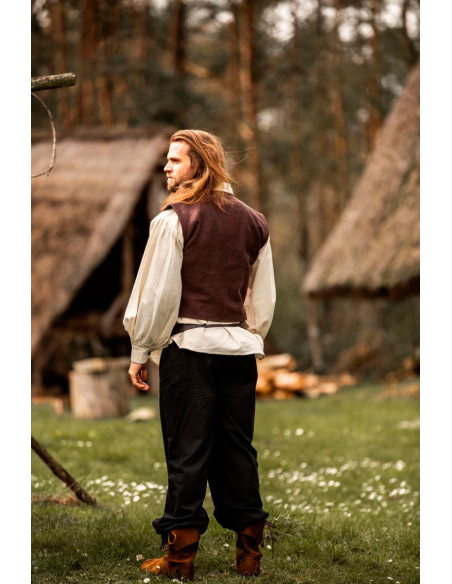 Colete medieval tricotado à mão...