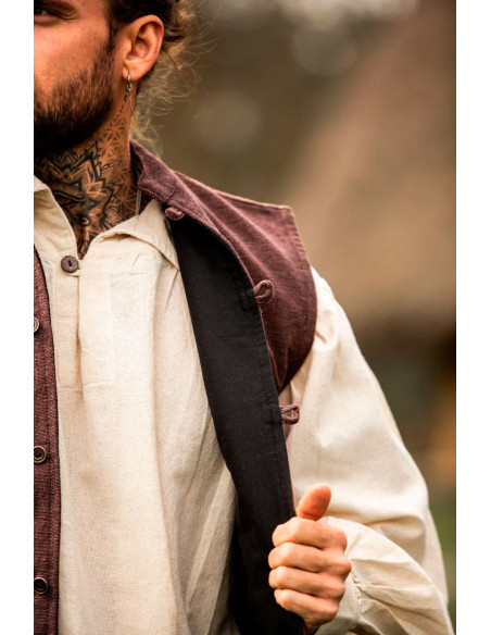 Colete medieval tricotado à mão...