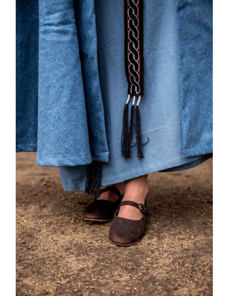 Sapatos femininos medievais modelo...