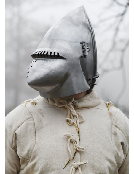 Bacia do castelo medieval de...