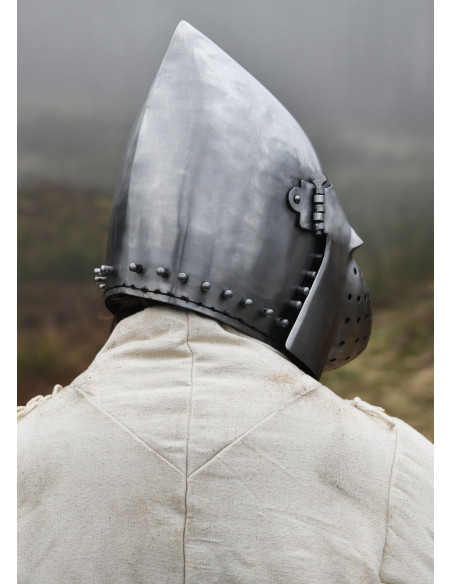 Bacia do castelo medieval de...