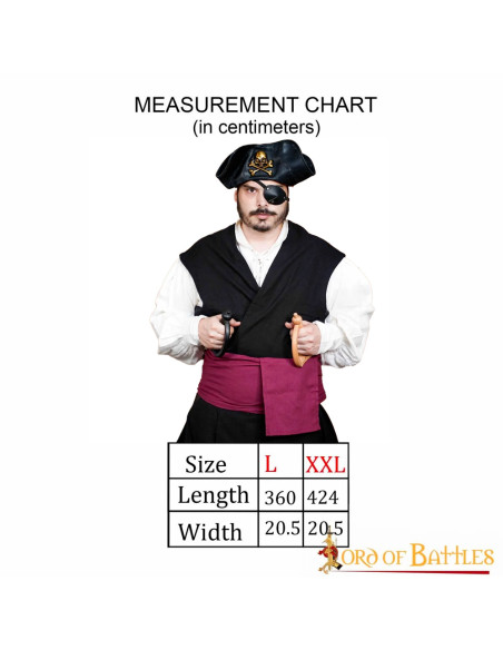 Tela cor de vinho com cinto de pirata...