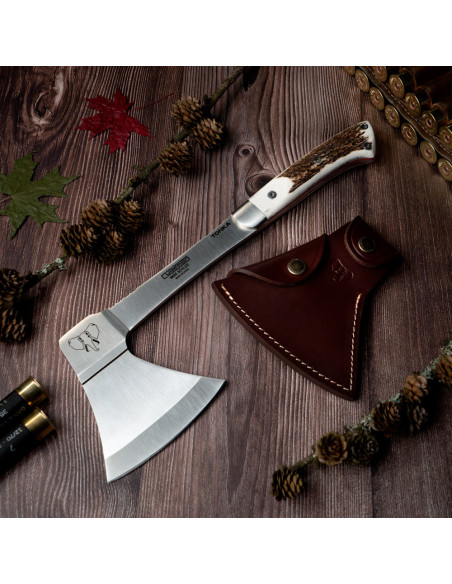 Machado de caça com alça de chifre de...