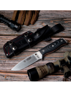 Faca MT-5 com cabo micarta