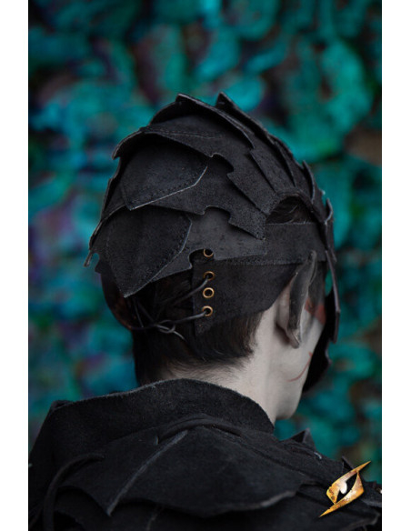 Máscara de assassino em couro...