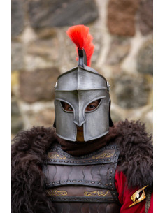 Capacete corinthiano com pluma, acabamento escuro 2