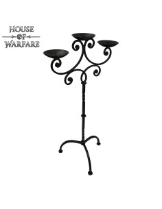 Candelabros de castelo medievais forjados à mão