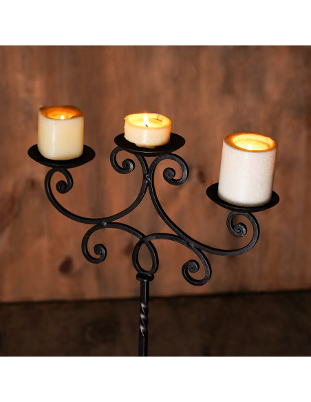 Candelabros de castelo medievais...