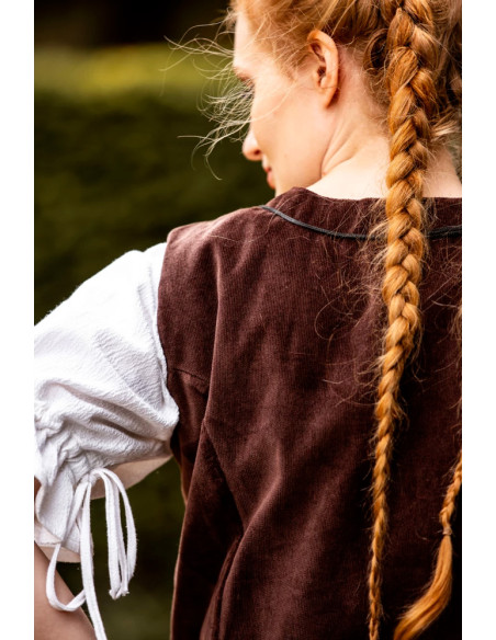 corpete medieval marrom