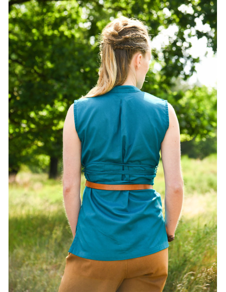 Blusa medieval modelo Levke em...