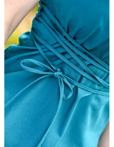 Blusa medieval modelo Levke em...