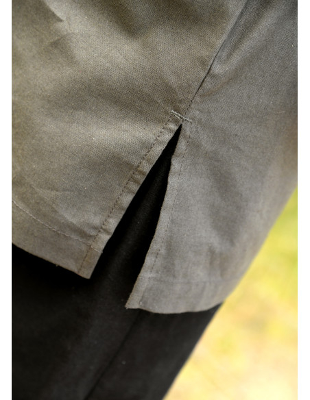 Túnica medieval sem mangas modelo...