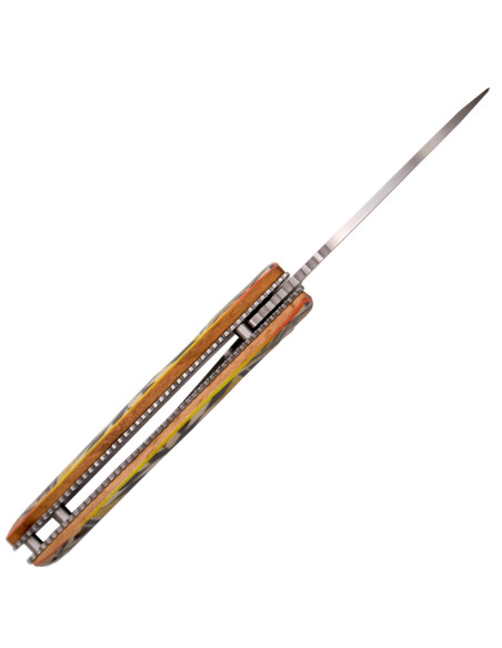 Terceira faca de madeira com desenho...