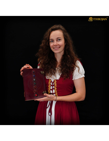 Diário medieval feito à mão em couro...