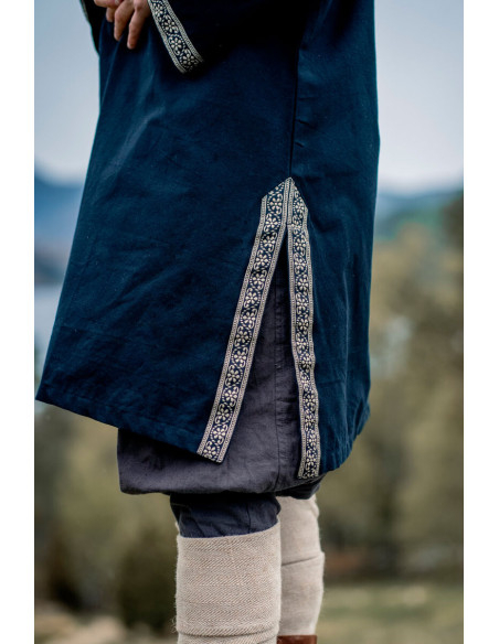 Túnica medieval Halvor, cor preta