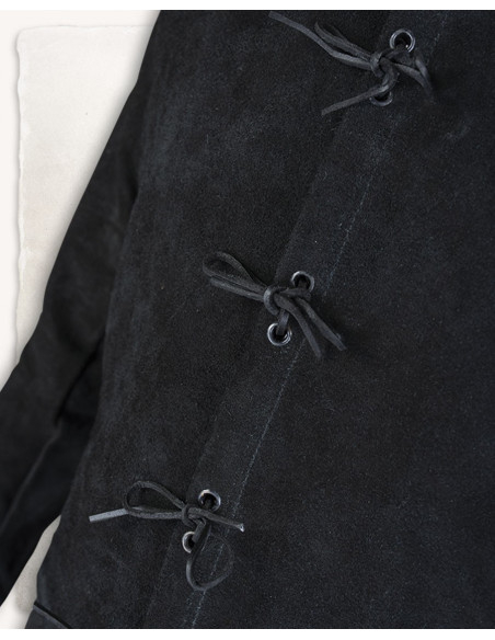 Abrigo medieval de camurça modelo...