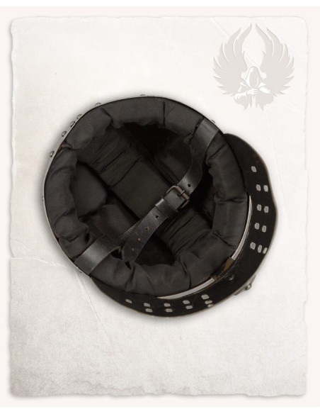 Capacete medieval de aço polido...