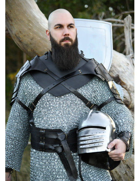 Ombreira medieval de couro modelo...