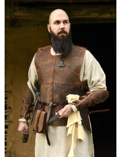 Peto medieval de couro modelo Sindri, cor marrom 2