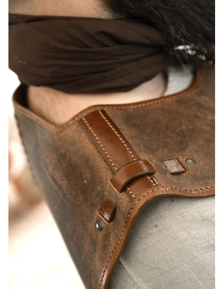 Peto medieval de couro modelo Sindri,...