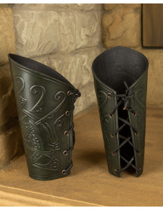 Brazaletes medievais de couro modelo Ragnarok, cor verde 2