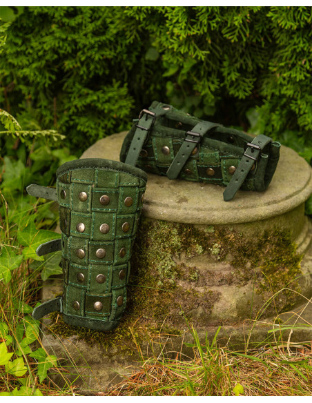 Brazaletes medievais de couro modelo...