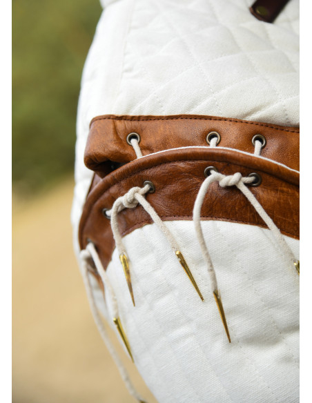 Gambesão medieval com mangas...