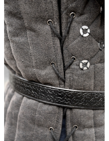 Gambesão medieval sem mangas...