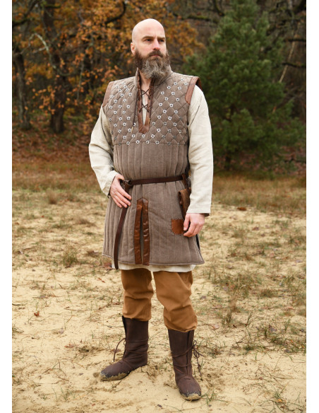 Gambesão medieval sem mangas...