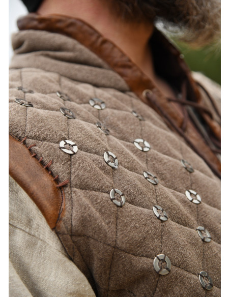 Gambesão medieval sem mangas...