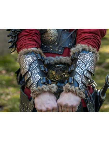 Brazales Bárbaros envelhecidos - negros