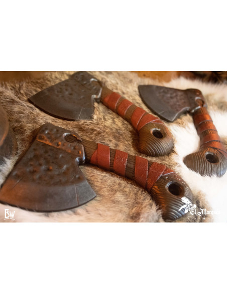 Machado arremessável Savage para LARP