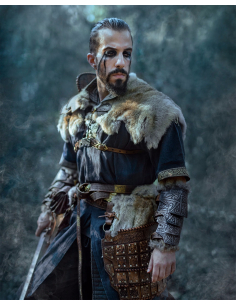 Capa guerreiro Viking Fenrir de coelho 2