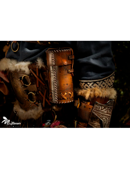 Portalatas medieval envelhecido