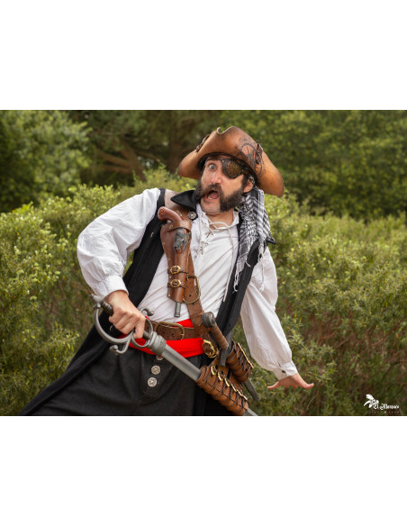 Pirataria em couro marrom