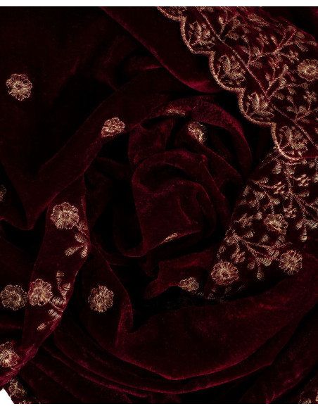 Lenço medieval decorado modelo...