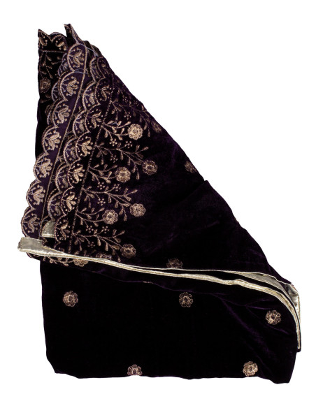 Lenço medieval decorado modelo...