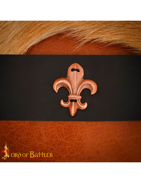 Adorno Flor de Lis em bronze para cintos