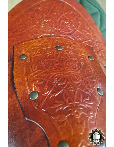 Hombreras medievais de couro modelo...