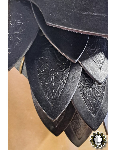 Ombreiras medievais de couro modelo...