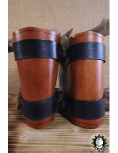 Brazaletes medievais de couro modelo Ragnall, cor marrom