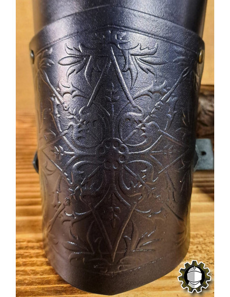 Brazaletes medievais de couro modelo...