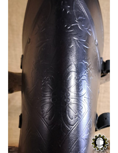 Grebas medievais em couro modelo...