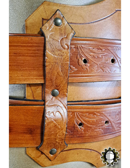 Cinto medieval largo em couro modelo...