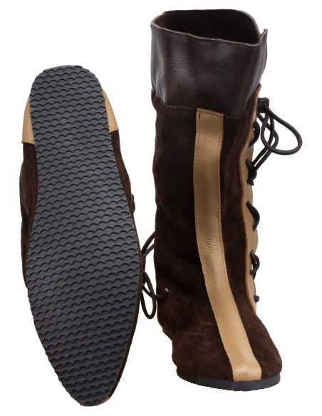 Botas medievais de couro modelo...