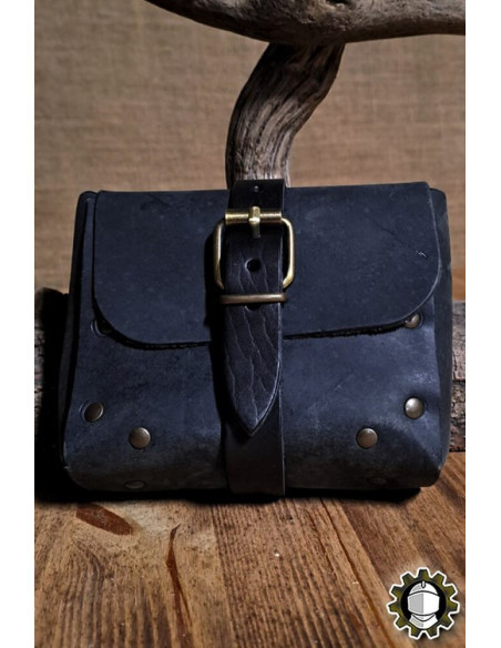 Bolsa medieval em couro preto modelo...