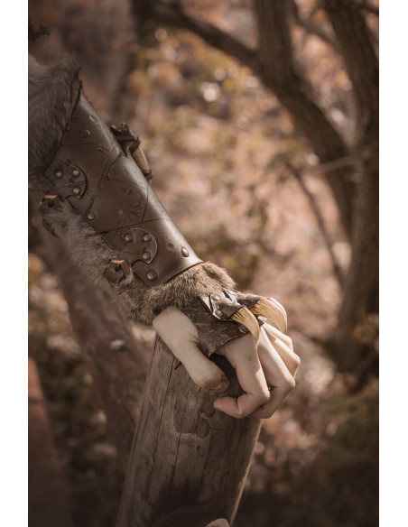 Brazaletes bárbaros longos modelo...